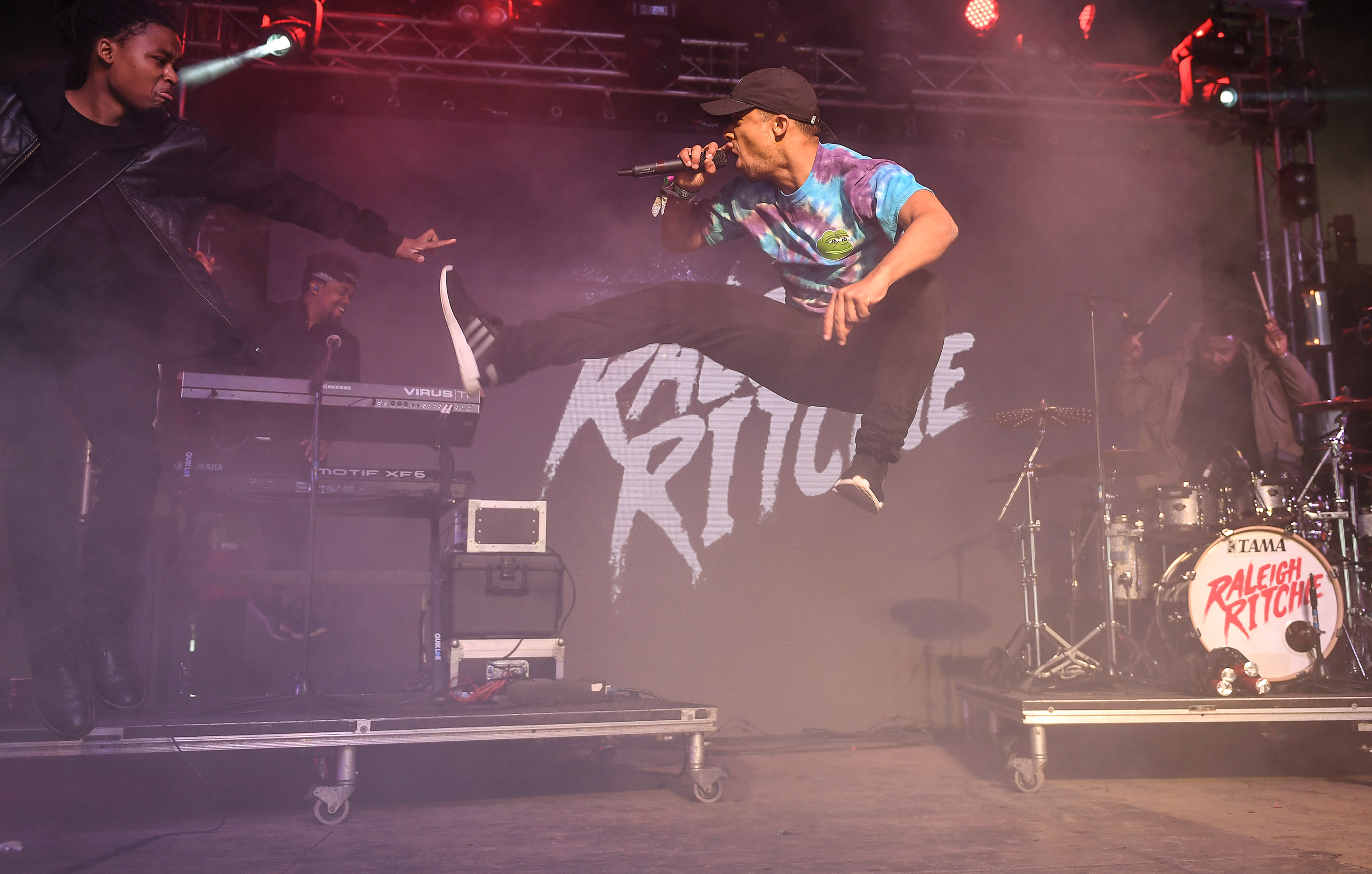 Playing with Raleigh Ritchie at Glastonbury 2016 - The Sonic Stage | Photography by www.andrewtimms.co.uk